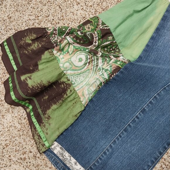 3773 Size 10 Upcycled Ashley Judd Bleach Dyed Brown And Green Bell-Bottoms. - Picture 3 of 7